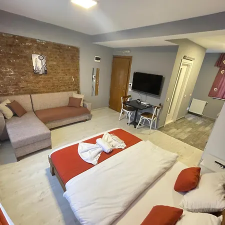 Aparthotel Lion Taksim 3*