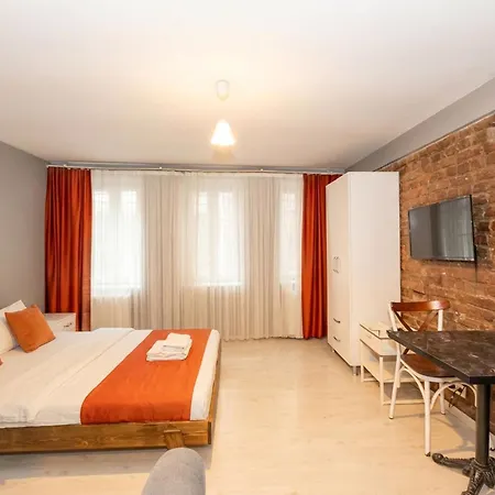 شقة فندقية Lion Taksim 3*